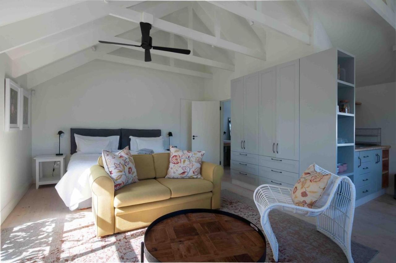 African Flame Apartment Книсна Екстериор снимка